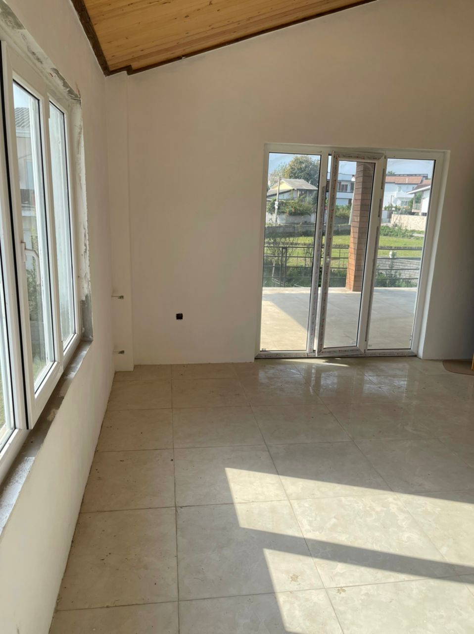 ویلای 250 متری آویدر 