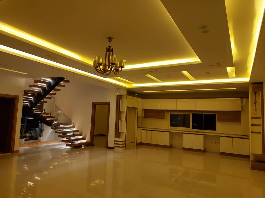 ویلای 380 متری لاکچری و دوبکلس ونوش