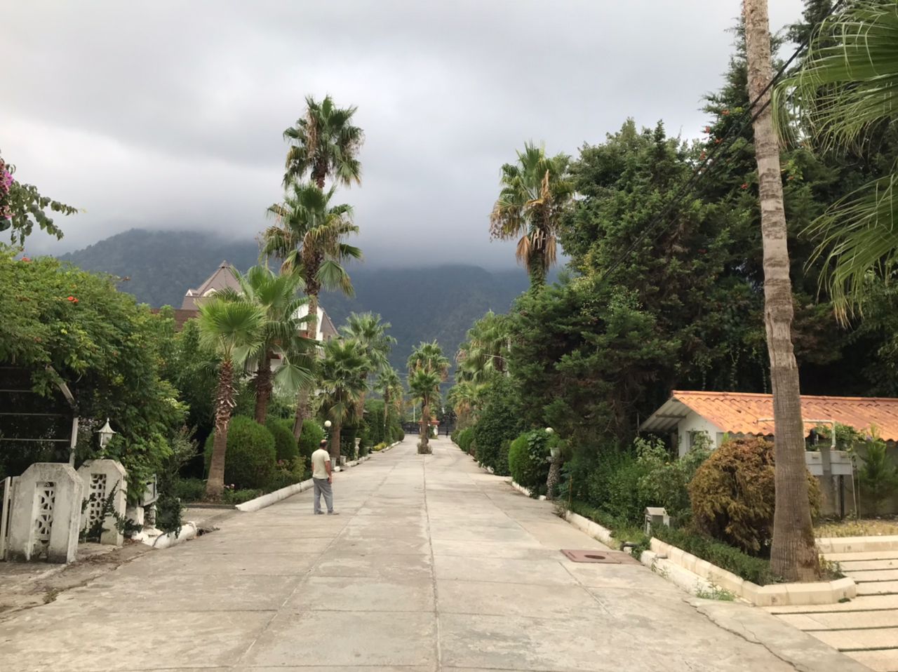 ویلای 480 متری مدرن و دوبلکس ساحلی چلک