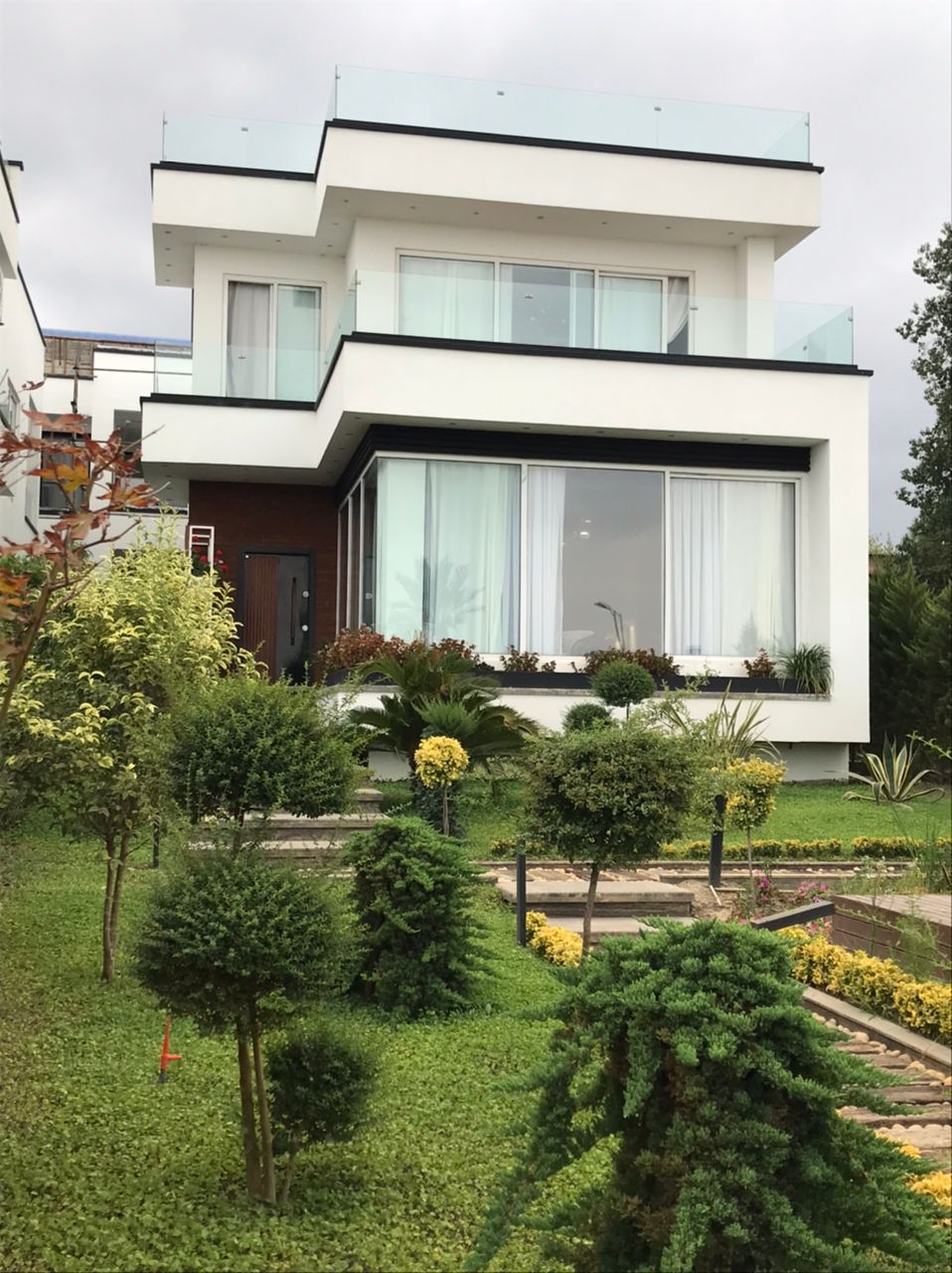 ویلای ۸۰۰ متری فوق لاکچری چلک نوشهر