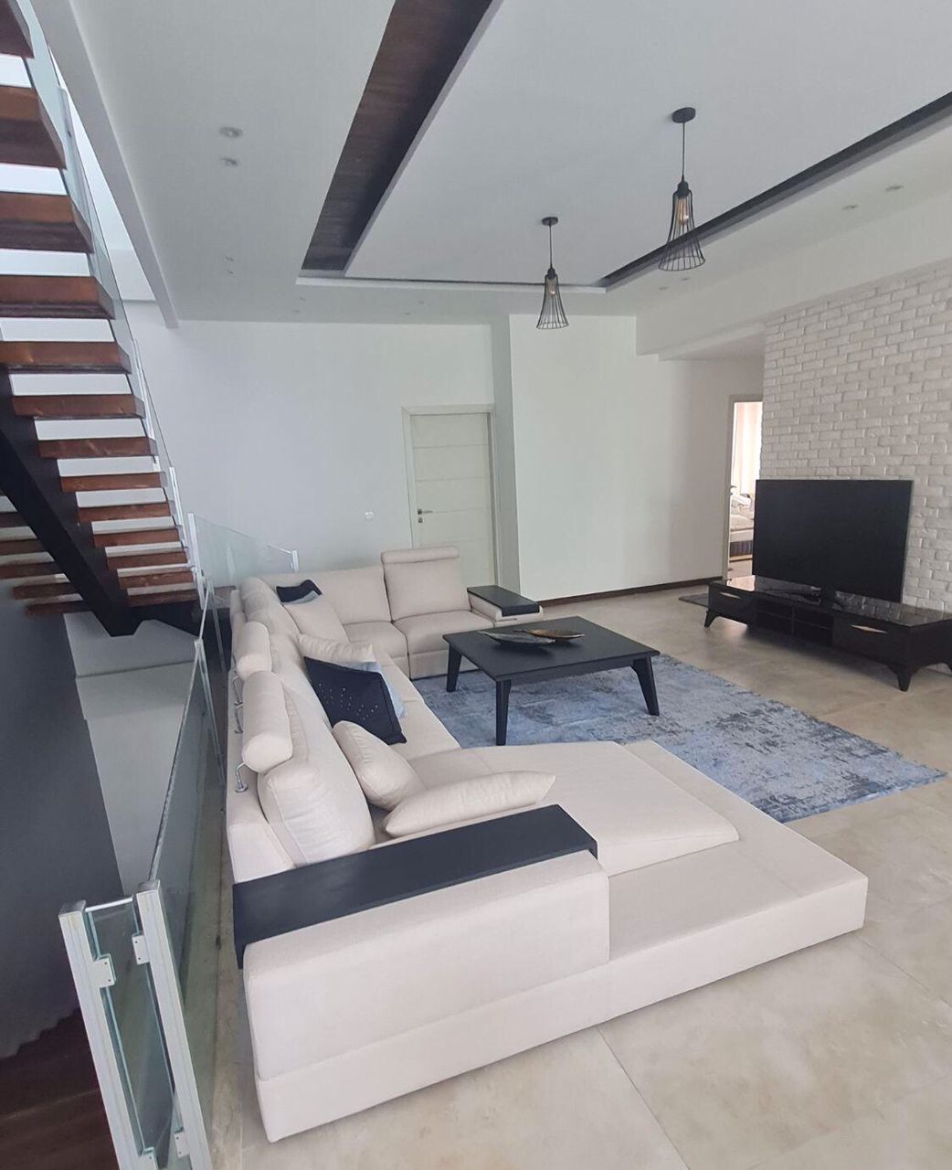 ویلای  550 متری  شهرکی ساحلی مدرن