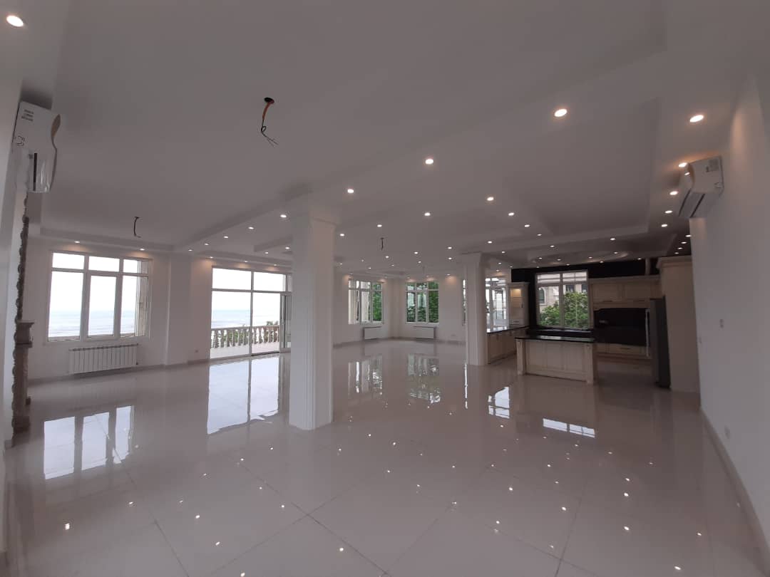 ویلای 2800 متری لاکچری و مدرن ساحلی