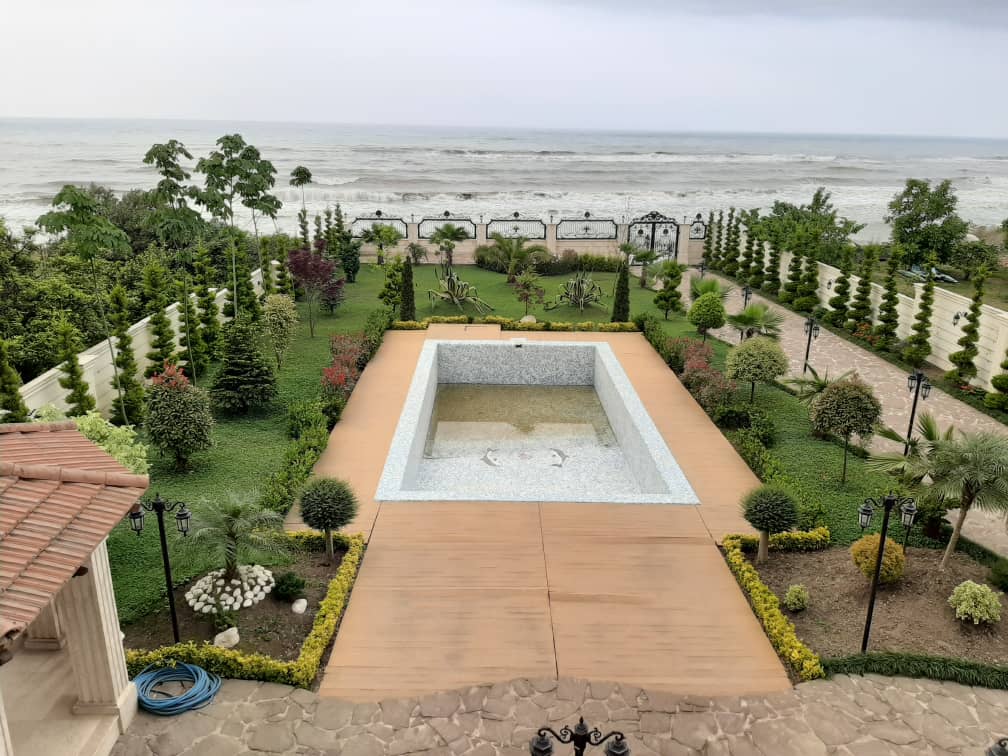 ویلای 2800 متری لاکچری و مدرن ساحلی