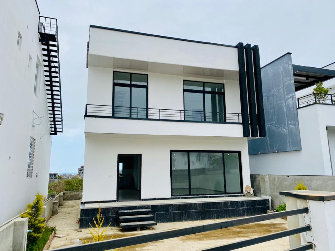 ویلای ۳۰۰ متری دوبلکس با ویو 360 درجه