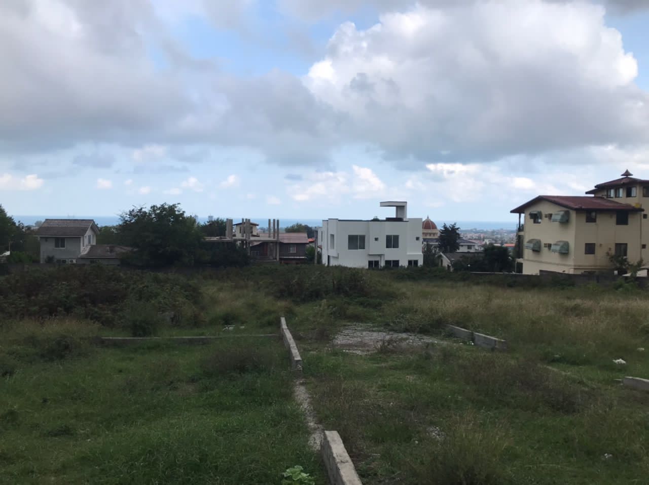 زمین با قطعات 200  متری ویو عالی