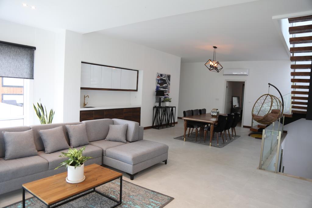 ویلای 1200 متری دوبلکس و لاکچری