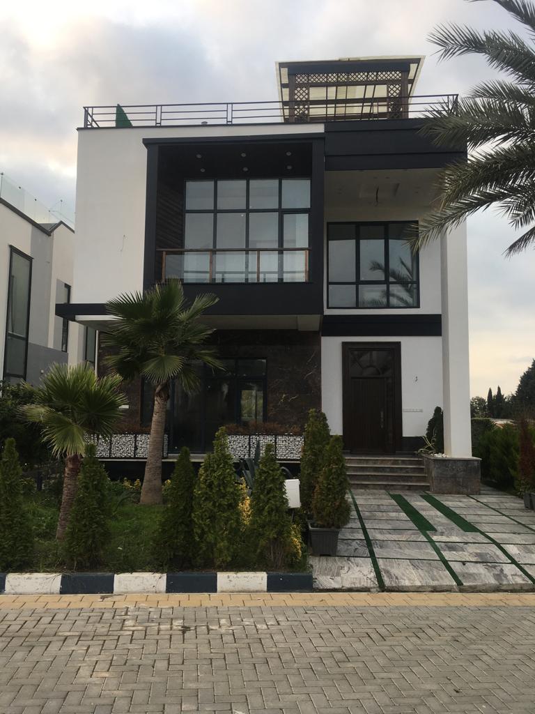 ویلای 450 متری دوبلکس و مدرن جنگلی