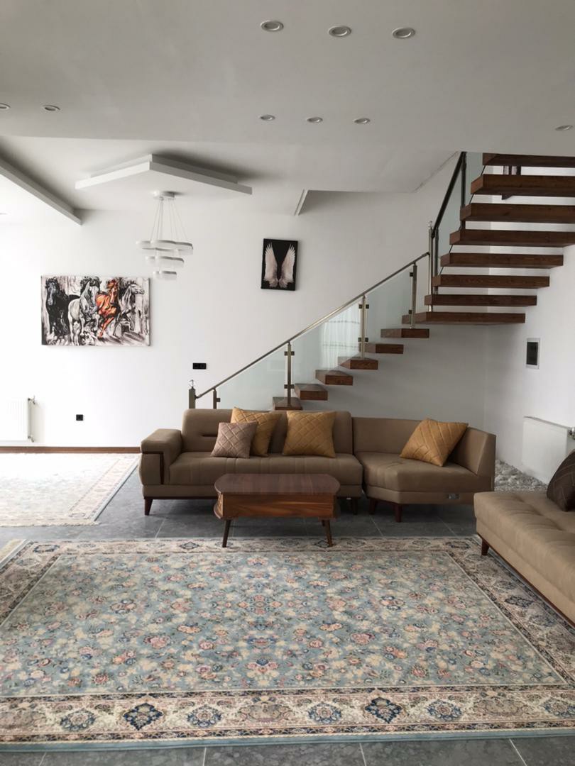 ویلای 300متری تریبلکس ملکار 