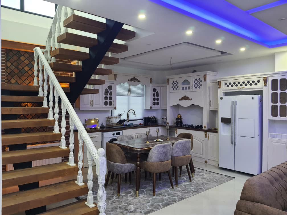 ویلا 330 متری دوبلکس شهرکی 