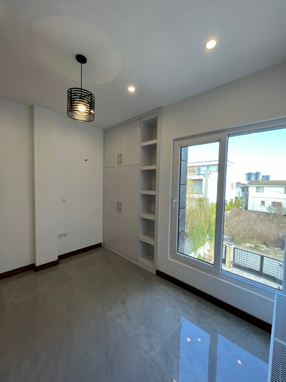 ویلا 320 متری دوبلکس ونوش 