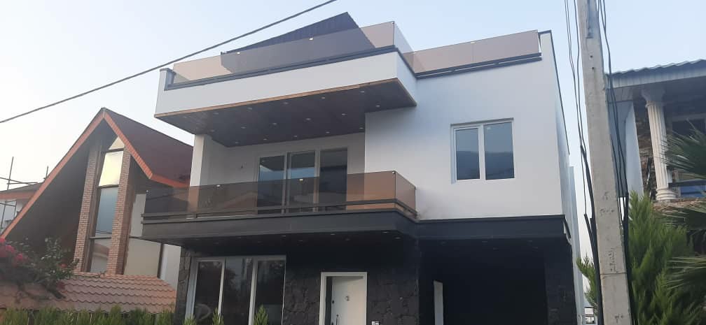 ویلا 300 متری ملکار 