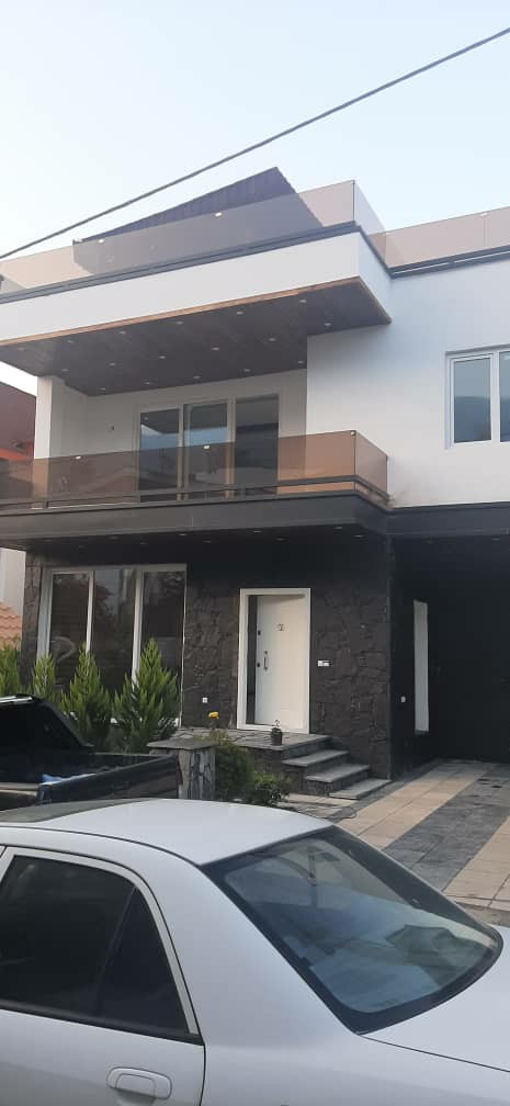 ویلا 300 متری ملکار 