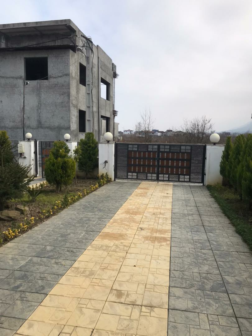 ویلا 330 متری شهرکی مدرن نوساخت 