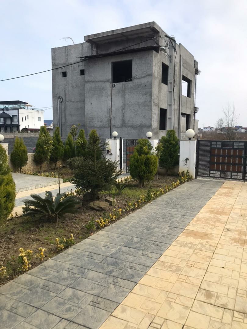 ویلا 330 متری شهرکی مدرن نوساخت 