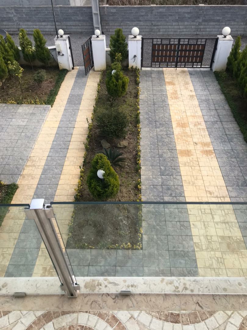 ویلا 330 متری شهرکی مدرن نوساخت 