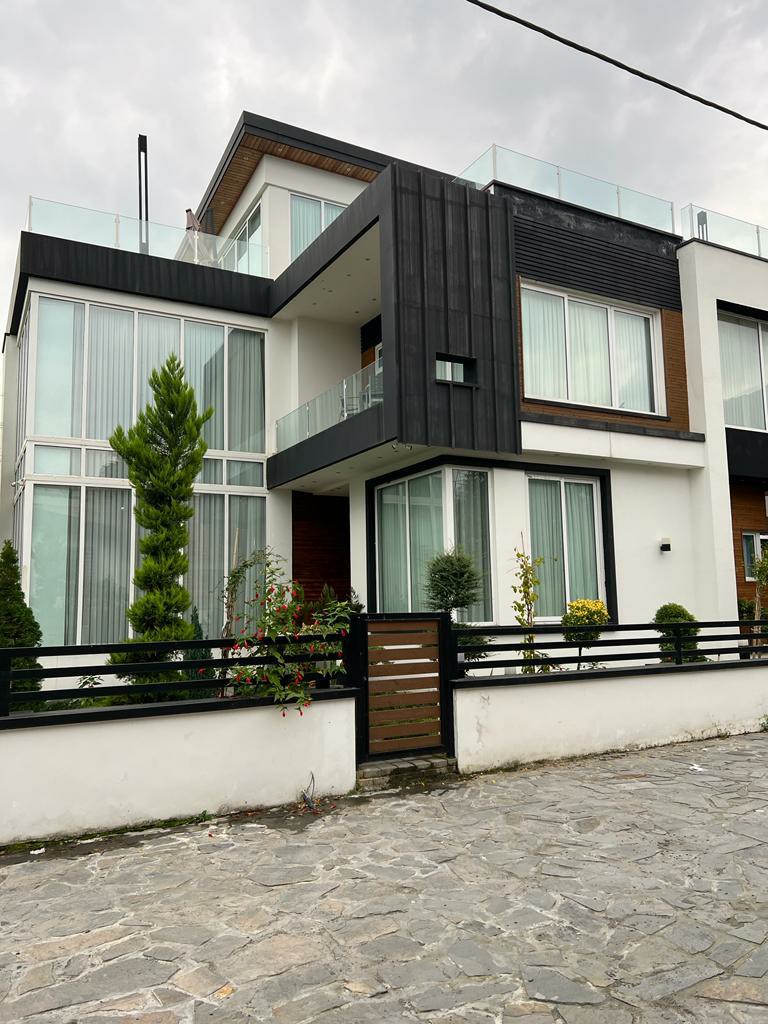 ویلای 500 متری ساحلی چلک