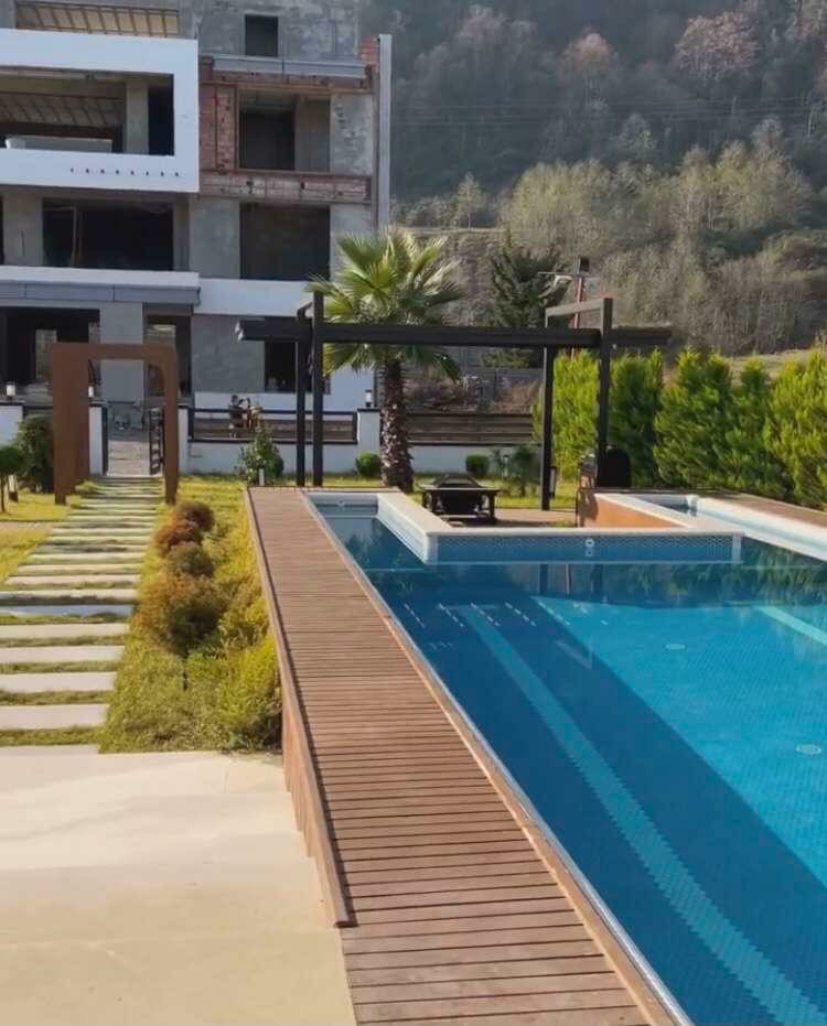 ویلا 738 متری شهرکی لوکس چلک