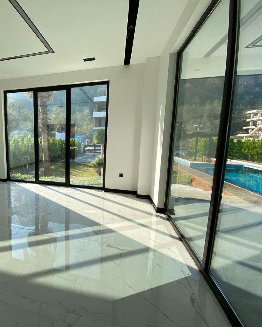 ویلا 738 متری شهرکی لوکس چلک