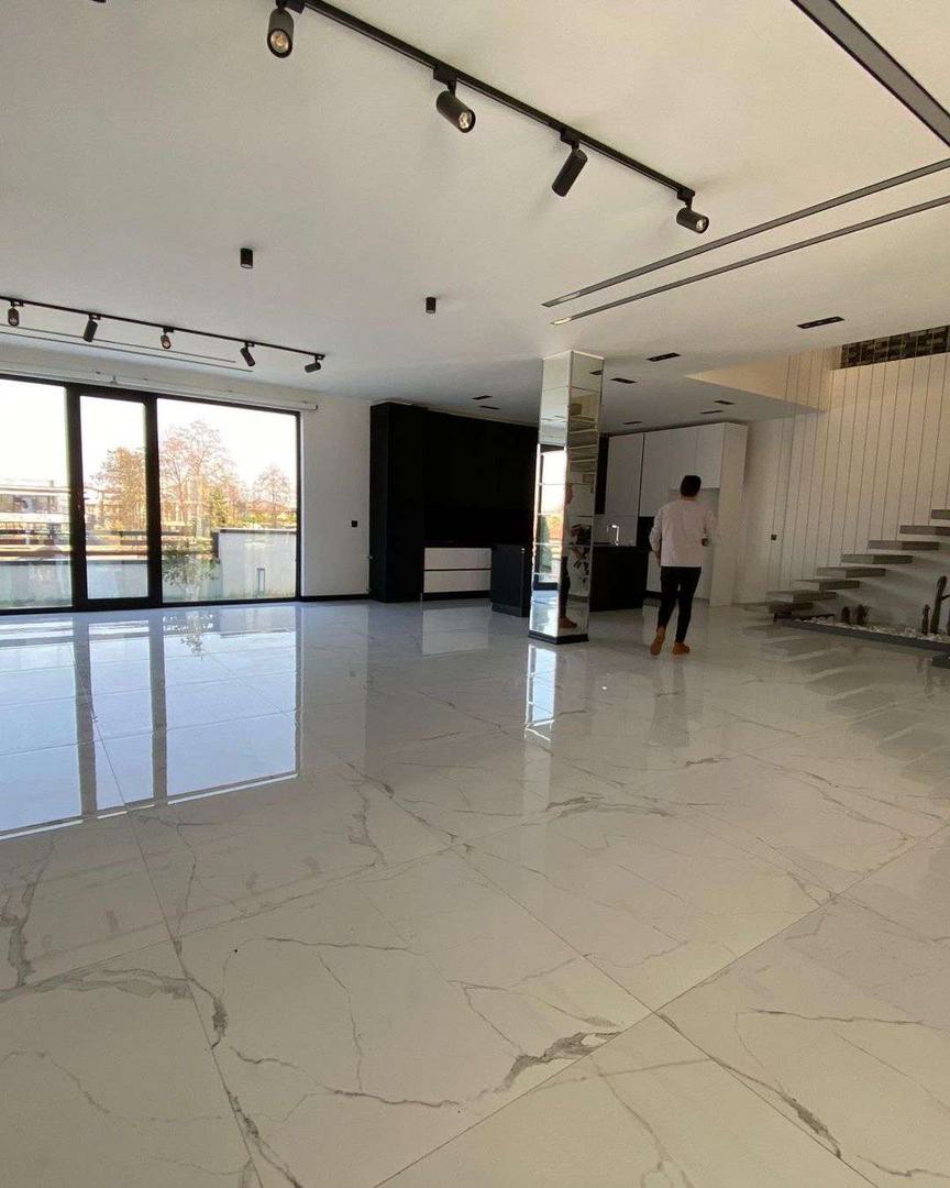 ویلا 738 متری شهرکی لوکس چلک