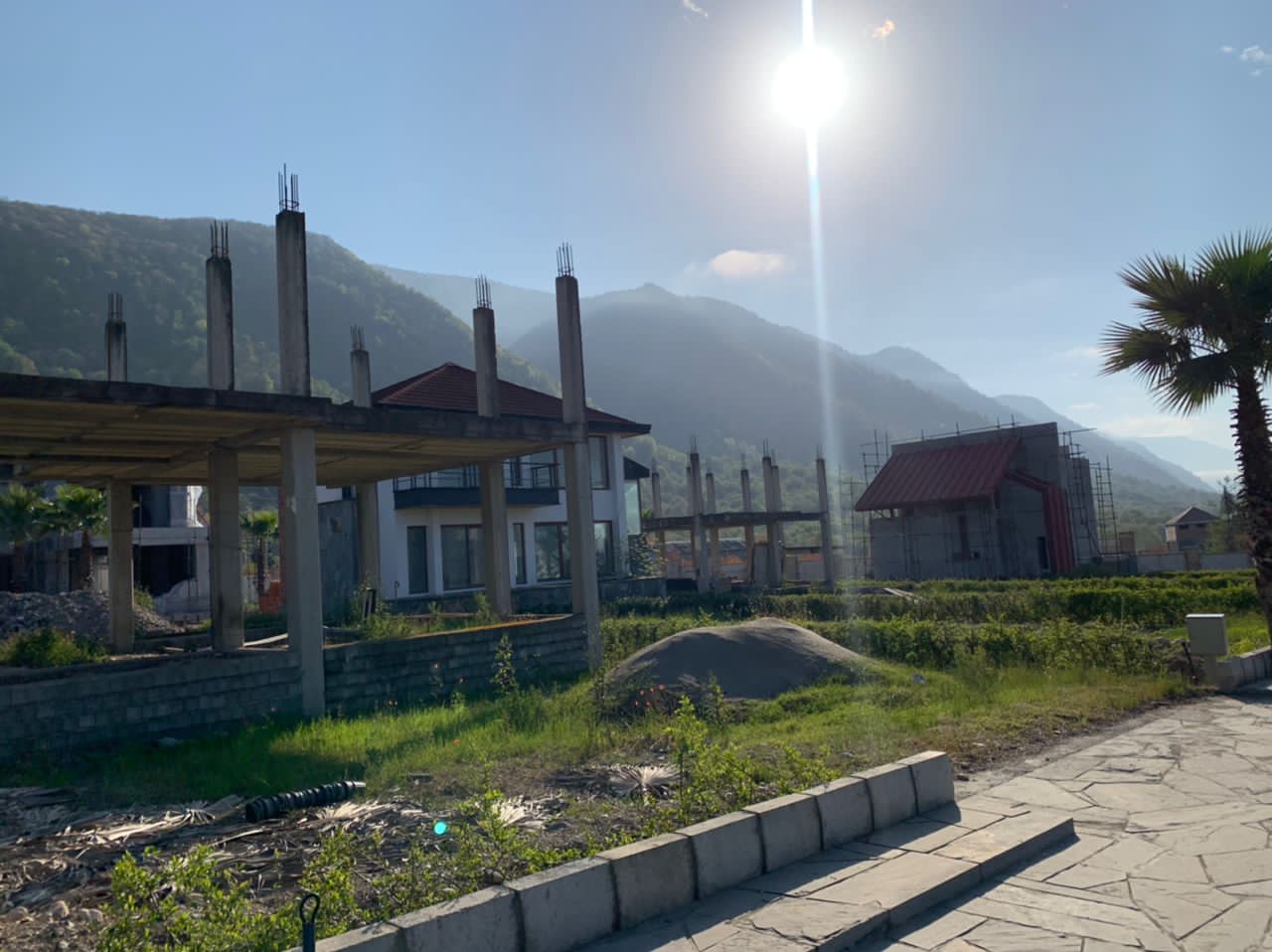 سه قطعه زمین ۳۵۰،۴۰۰و۵۰۰متری نخ شمال 