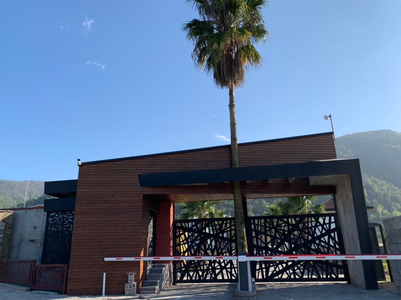 سه قطعه زمین ۳۵۰،۴۰۰و۵۰۰متری نخ شمال 