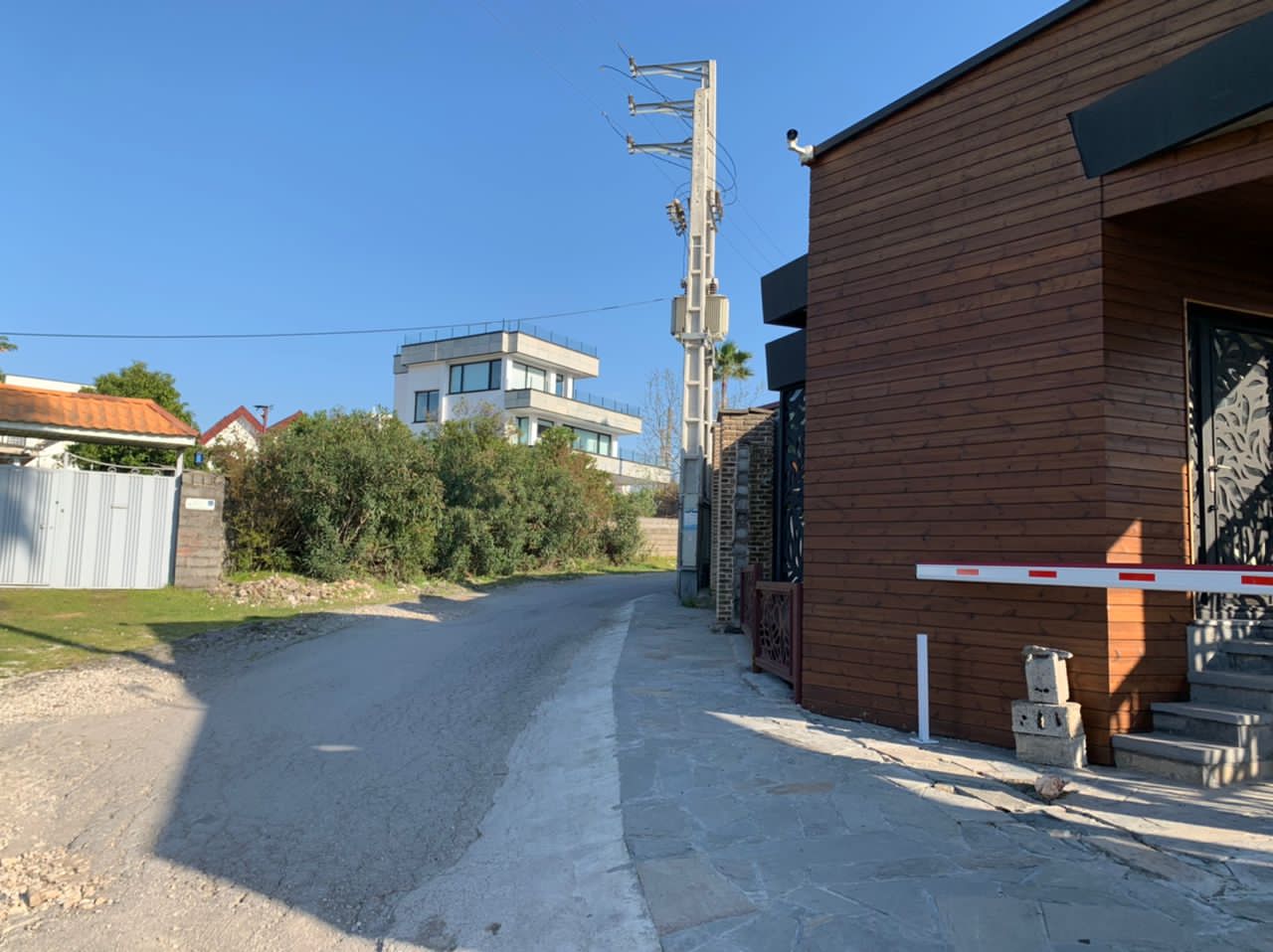 سه قطعه زمین ۳۵۰،۴۰۰و۵۰۰متری نخ شمال 