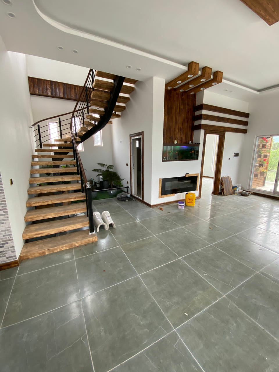 ویلا 360 متری مدرن نوساخت ملکار 