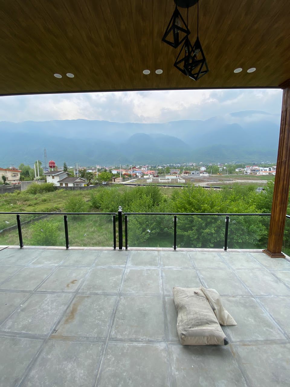 ویلا 360 متری مدرن نوساخت ملکار 