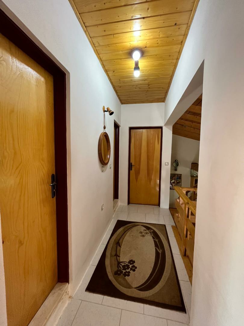 ویلا 205 متری شهرکی ونوش