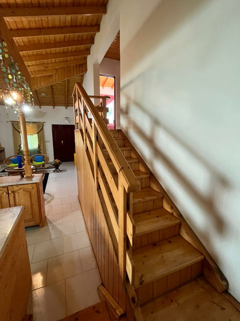 ویلا 205 متری شهرکی ونوش