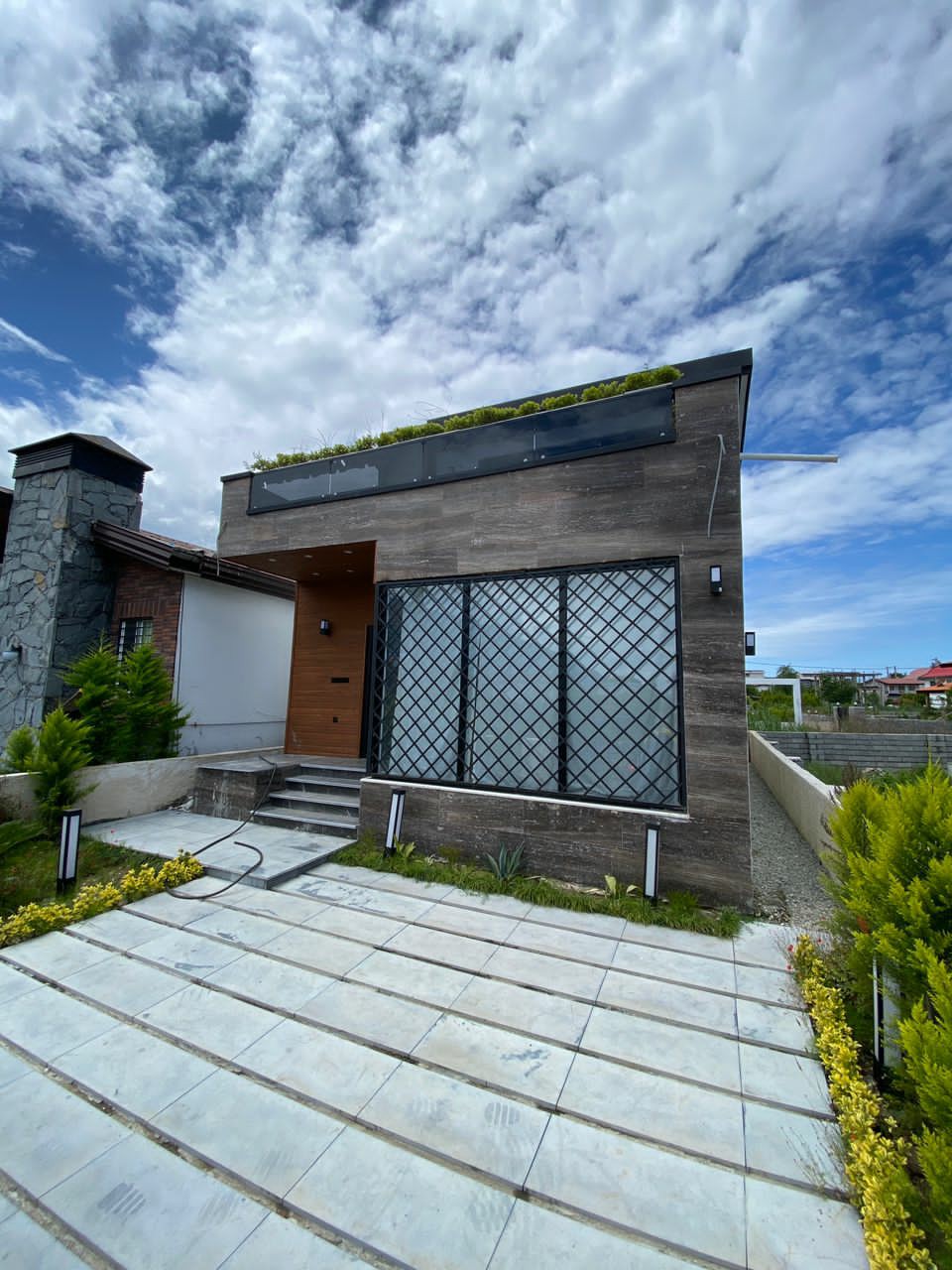 ویلا 190 متری مدرن دوبلکس ملکار 