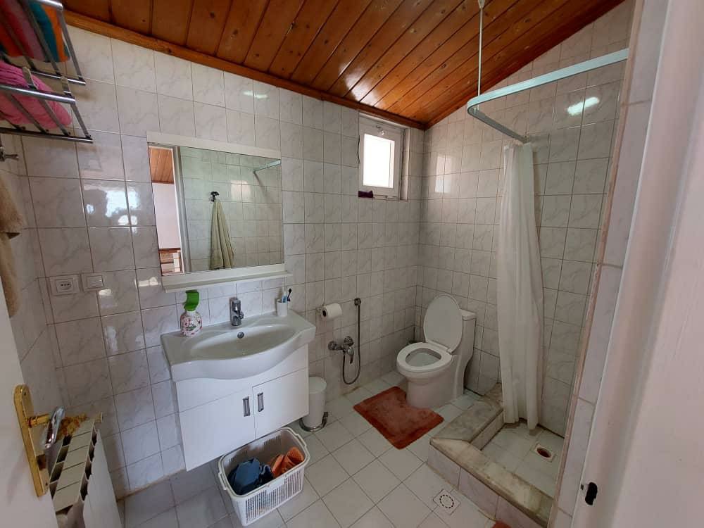 ویلا 1350 متری ساحلی  شهرکی