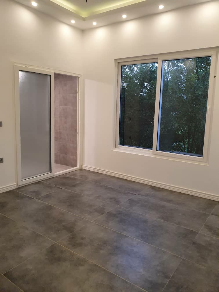 ویلا 305 متری نخ شمال 