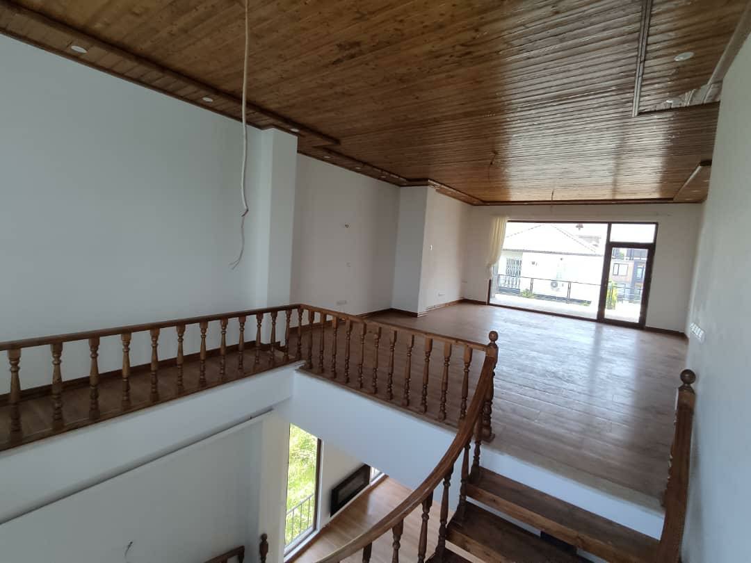 ویلا 308 متری شمالی جنوبی نخ شمال