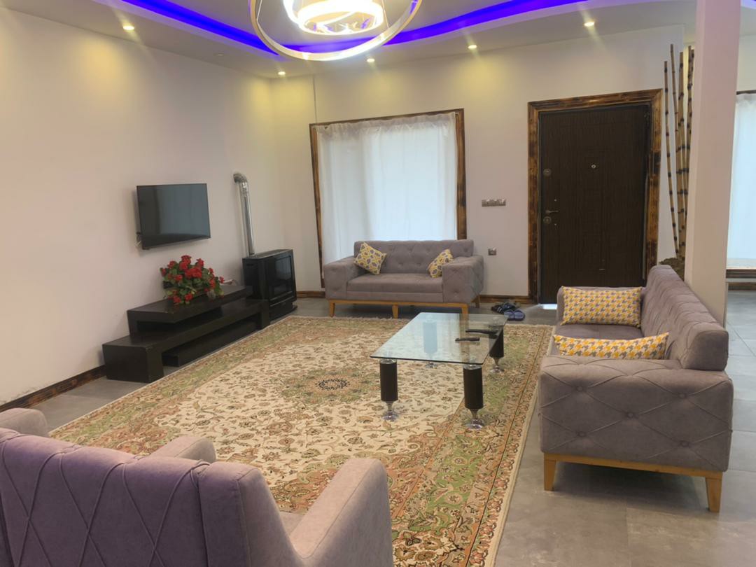 ویلا 300 متری شهرکی حومه ونوش 