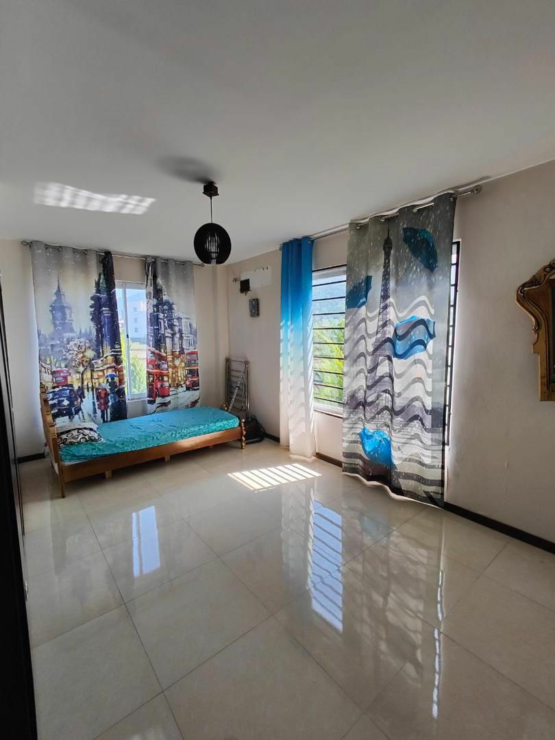 ویلا 270 متری شهرک تریبلکس سیسنگان