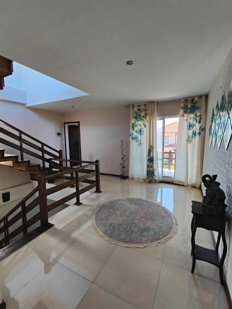 ویلا 270 متری شهرک تریبلکس سیسنگان