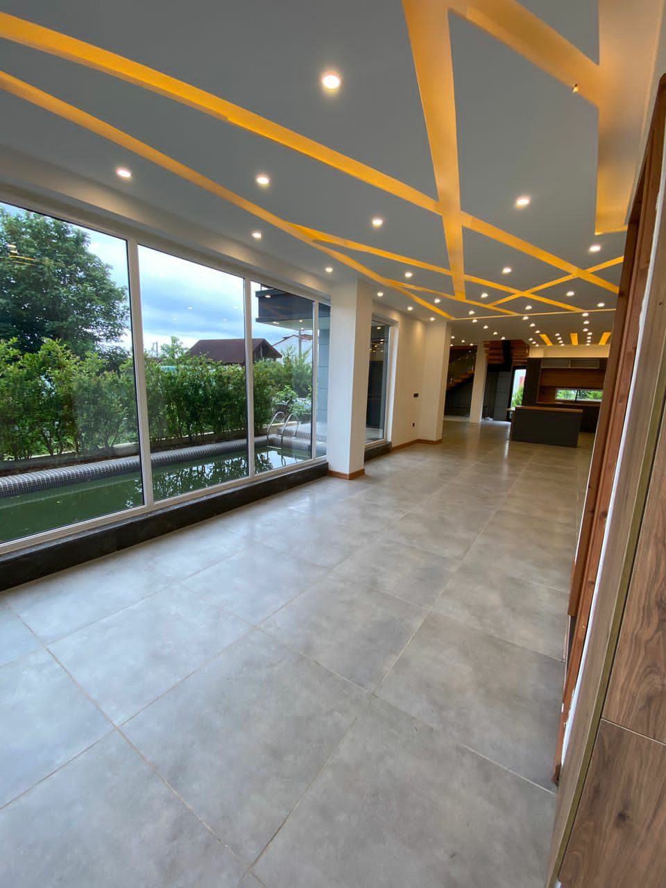 ویلا 270 متری دوبلکس مدرن چلندر 