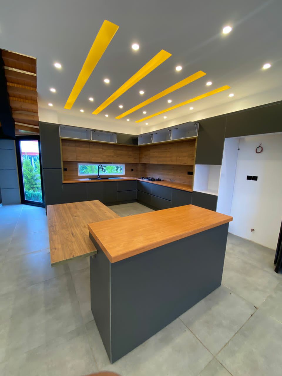 ویلا 270 متری دوبلکس مدرن چلندر 