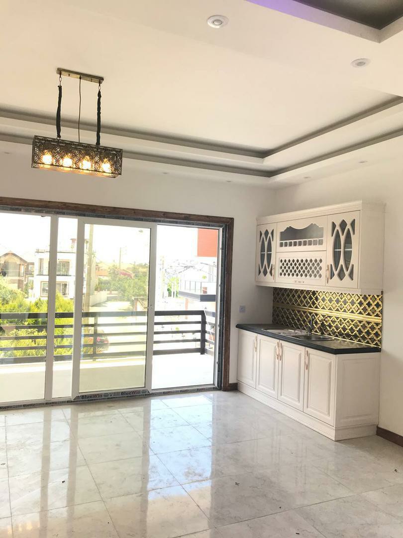 ویلا 300 متری مستقل جنگلی 