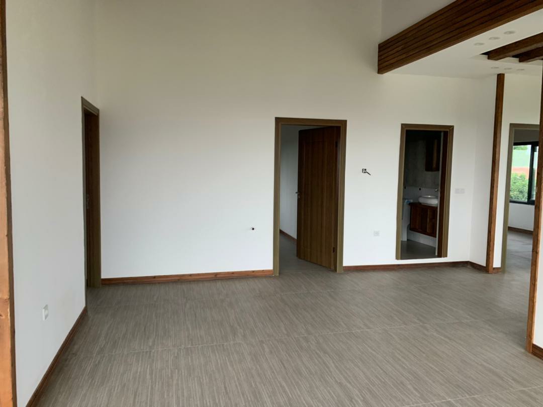 ویلا 420 متری جنگلی شهرکی نوشهر 