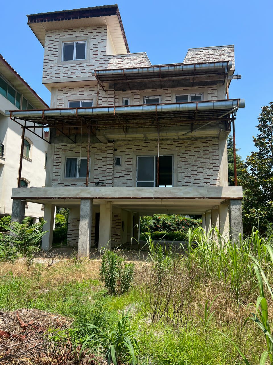 ویلا 370 متری ساحلی دوبلکس چلندر  