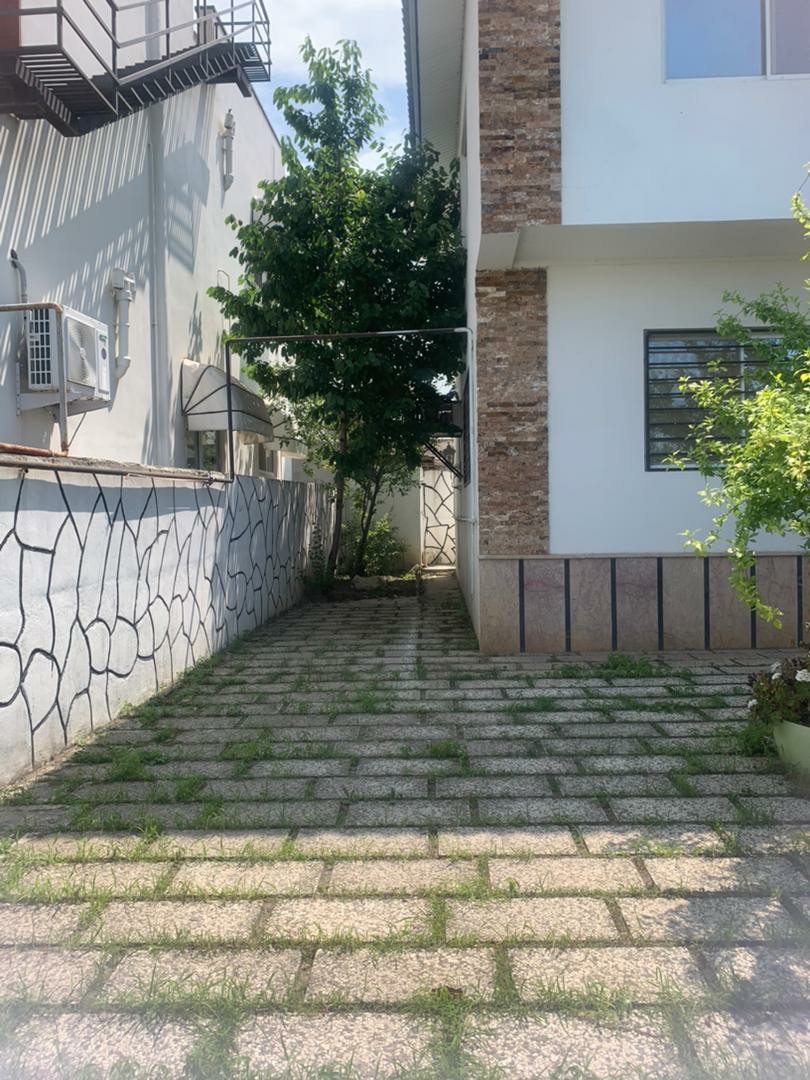 ویلا 280 متری تهرانی نشین ونوش 