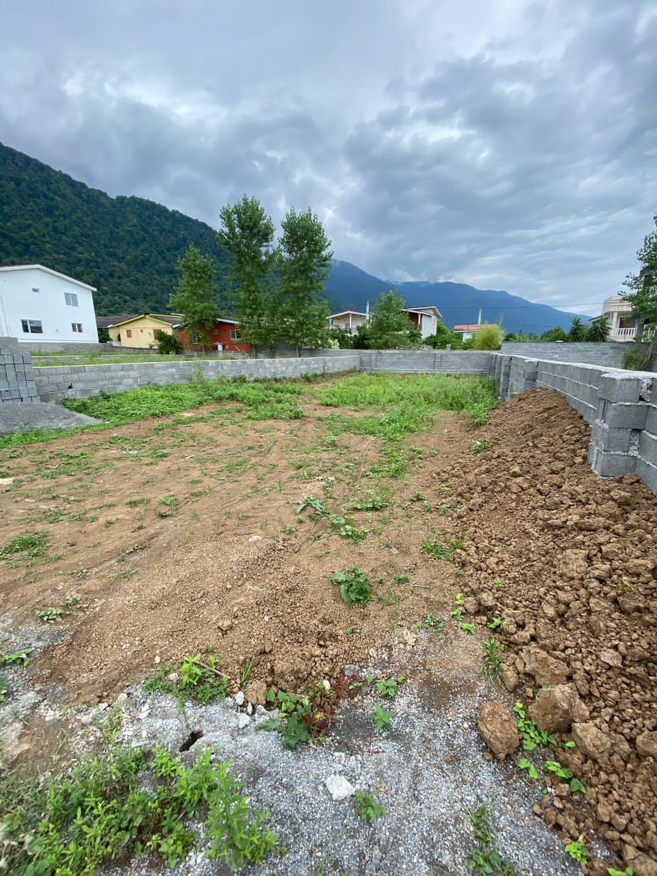 زمین 325 متری کاربری مسکونی سنگسرا 