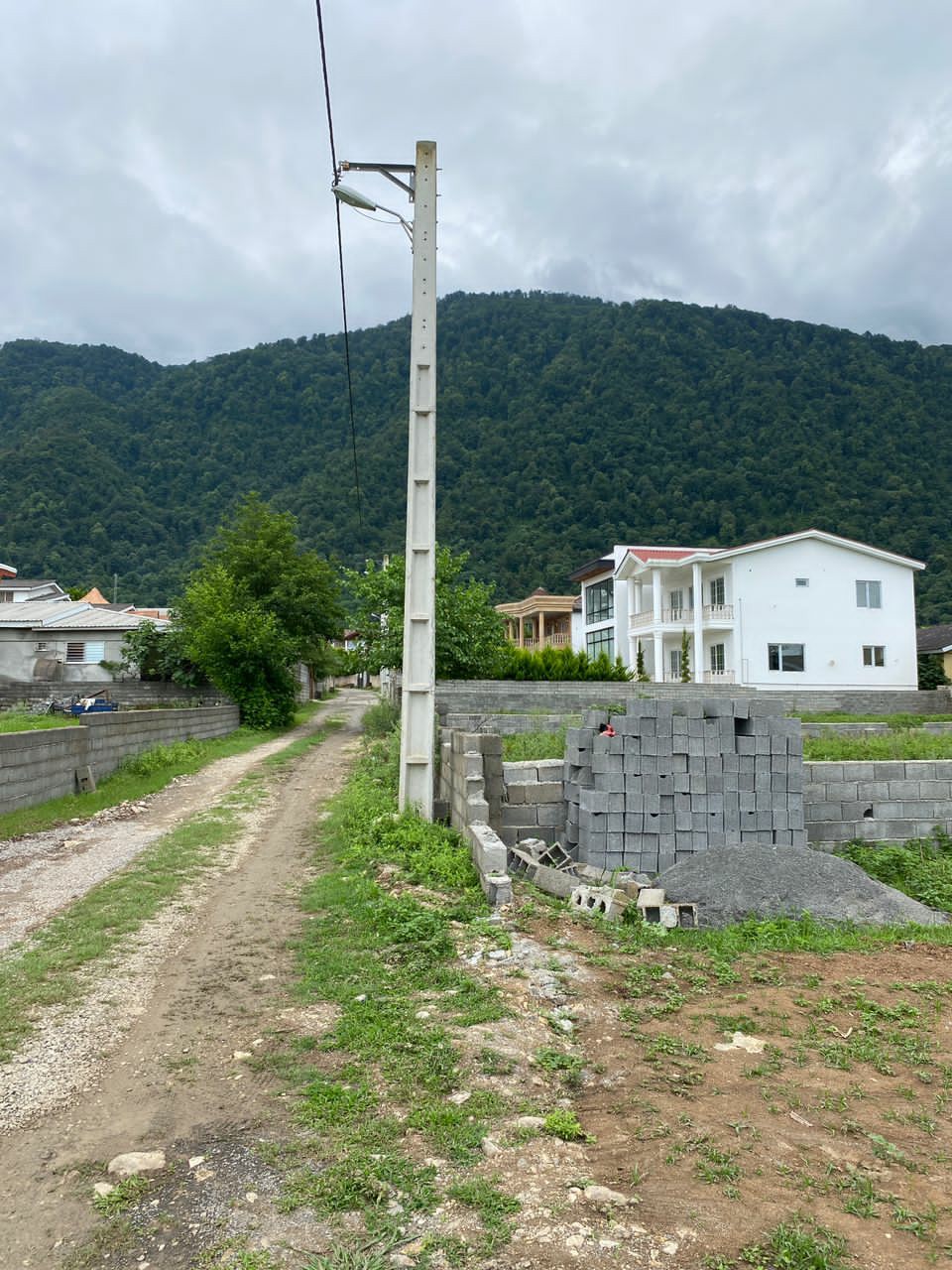 زمین 325 متری کاربری مسکونی سنگسرا 