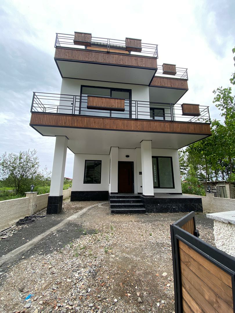 ویلا 200 متری دوبلکس نوساخت چلندر