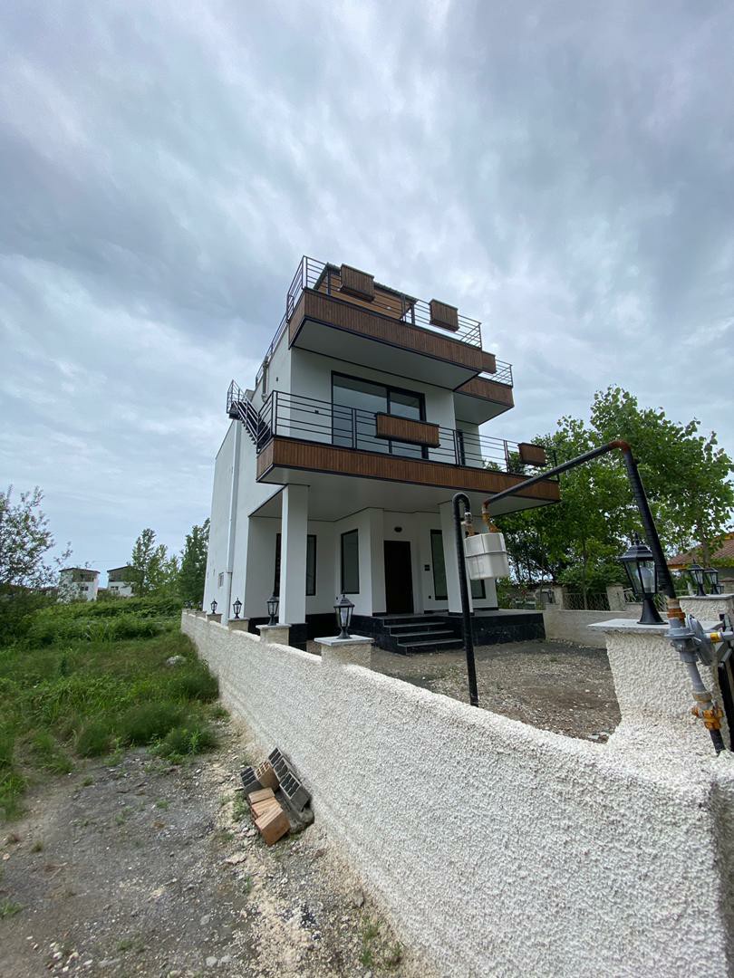 ویلا 200 متری دوبلکس نوساخت چلندر