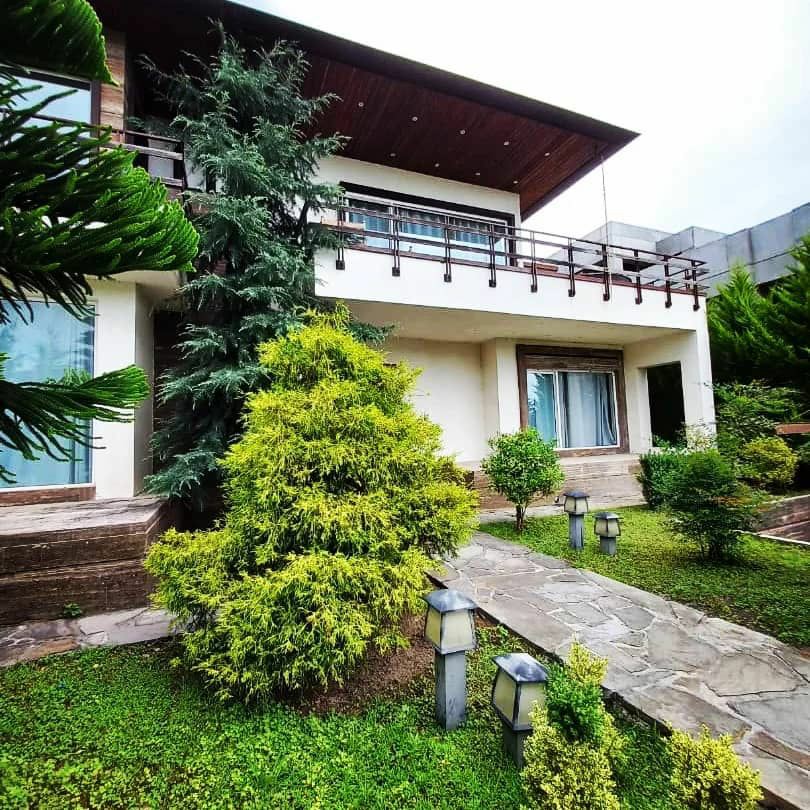 ویلا  428 متری لوکس شهرکی سیسنگان 