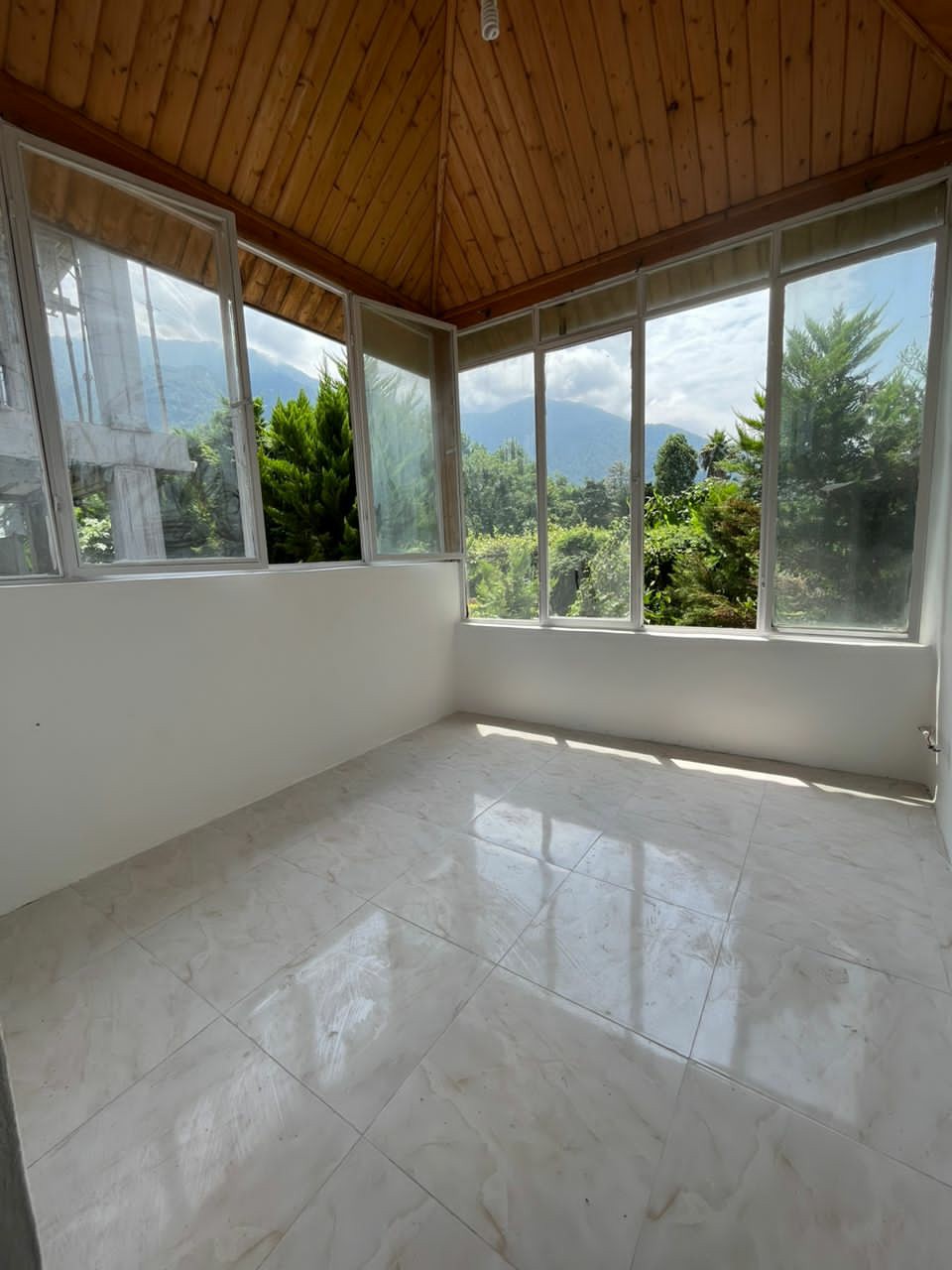 ویلا 270 متری جنگلی نوشهر