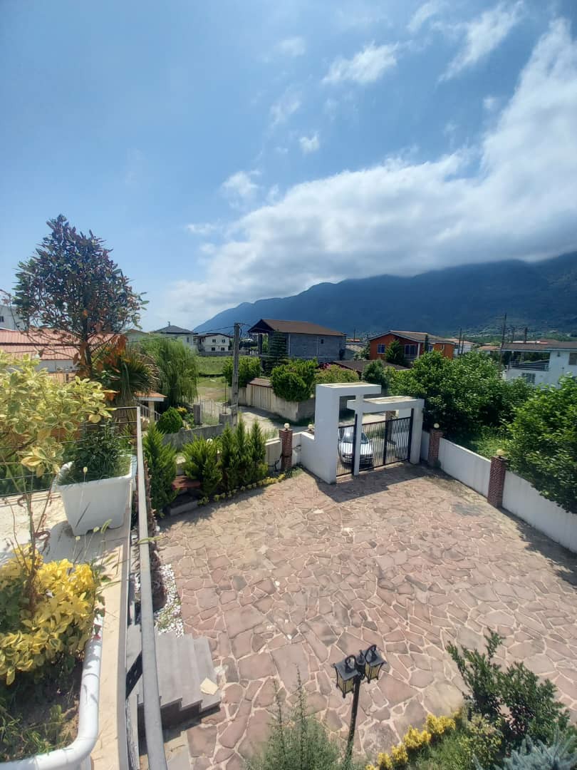 4 عدد ویلا 300 متری چلندر 